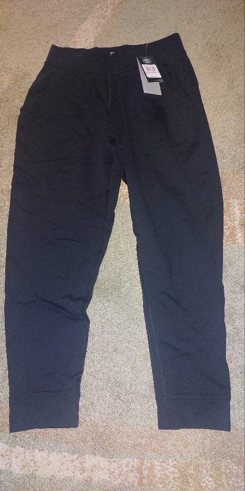 NWT Under Armour Pants Small